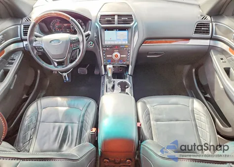 2017 Ford Explorer Platinum z USA, uszkodzony, nr VIN 1FM5K8HT2HGC64302